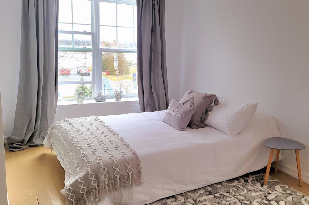 Photo of Bedroom in Venise-en-Quebec