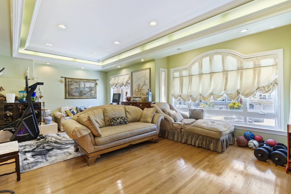 Photo of Bedroom in Outer Richmond