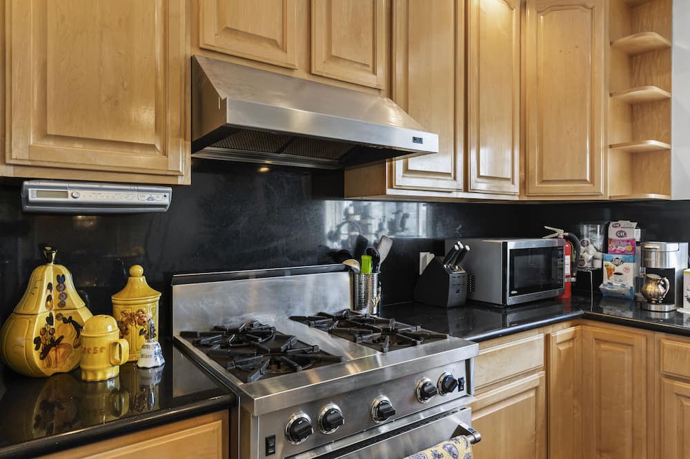 Photo of Kitchen in Outer Richmond
