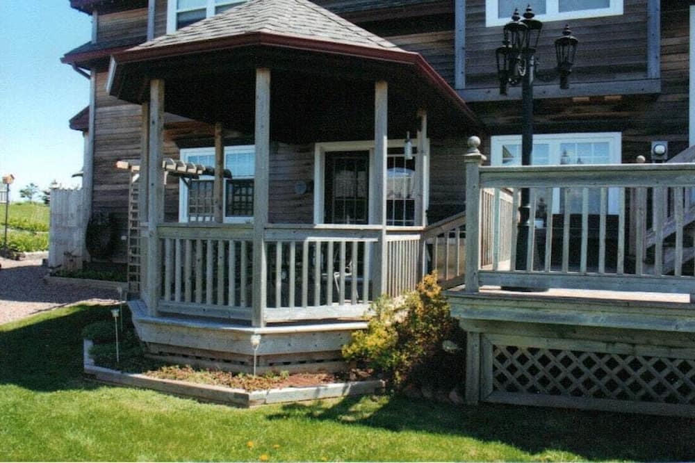 Photo of Outdoor in Anne's Land