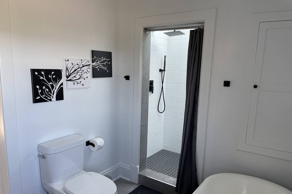 Photo of Bathroom in Anne's Land