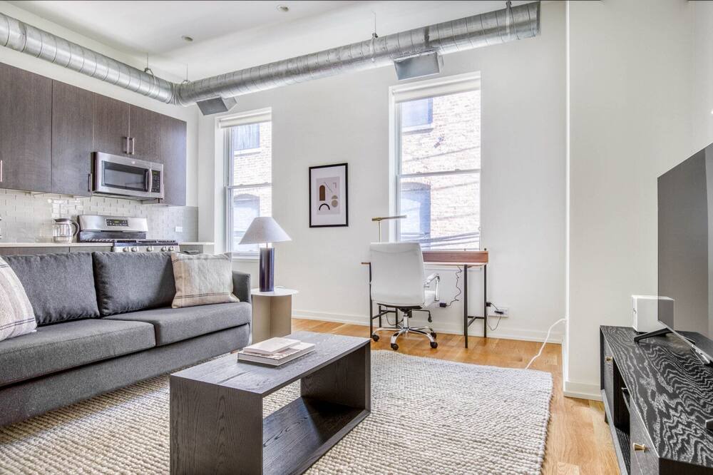 Photo of Livingroom in Wicker Park