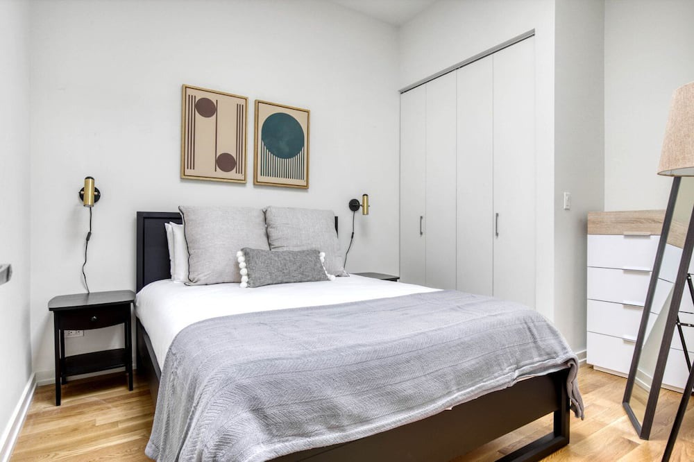 Photo of Bedroom in Wicker Park