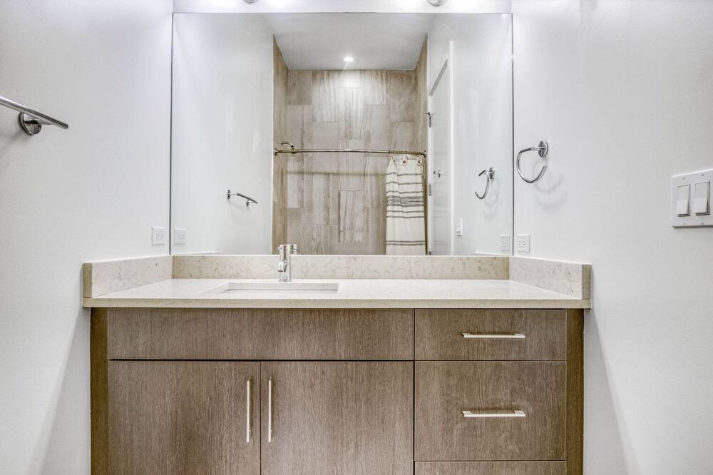 Photo of Bathroom in Wicker Park
