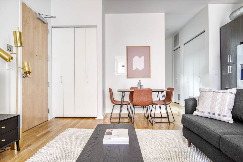 Photo of Livingroom in Wicker Park