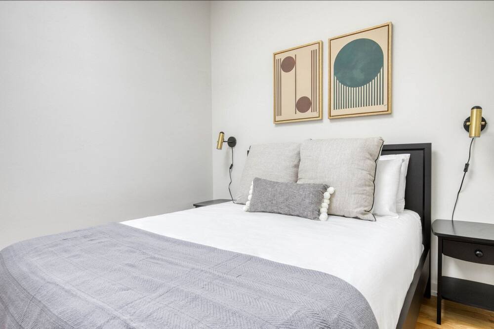Photo of Bedroom in Wicker Park