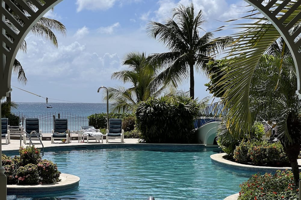 Photo of Outdoor in Schooner Bay