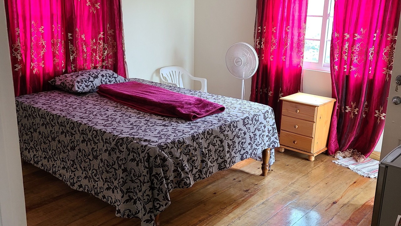 Photo of Bedroom in Penlyne Castle