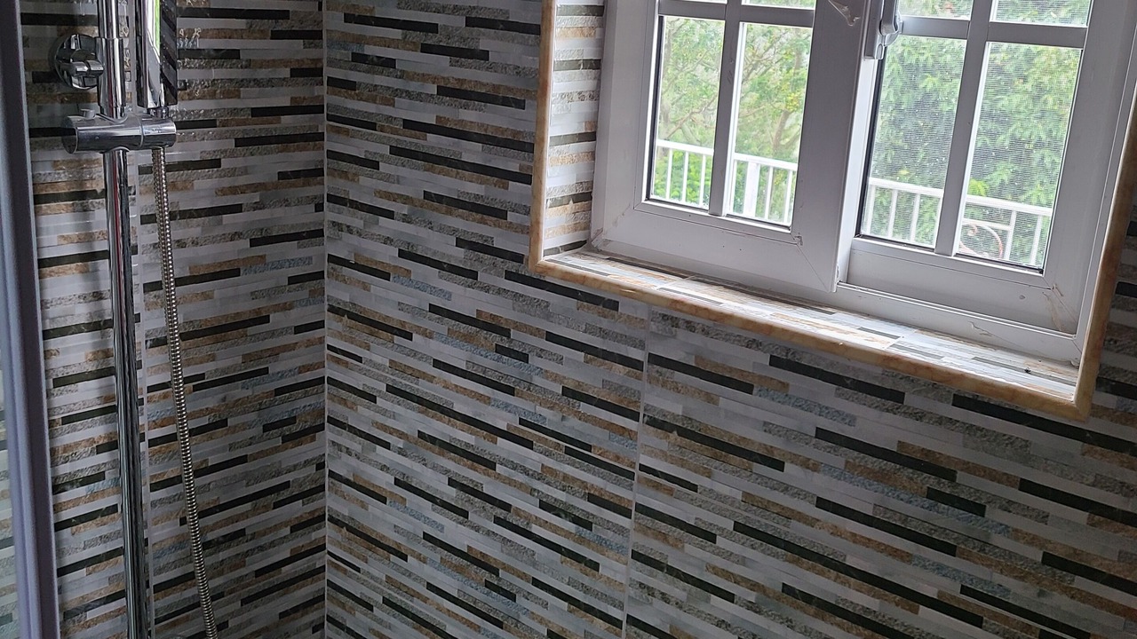 Photo of Bathroom in Penlyne Castle