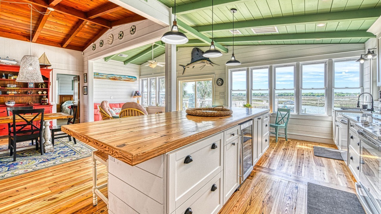 Photo of Kitchen in Garden City