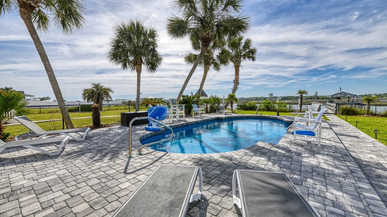 Photo of Outdoor in Garden City
