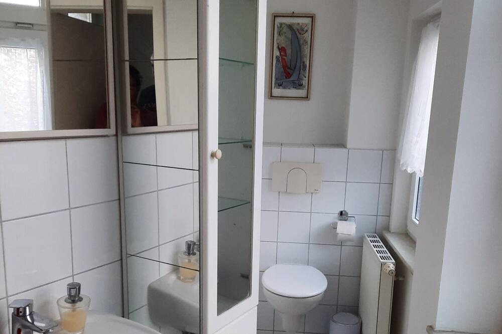 Photo of Bathroom in Mickten