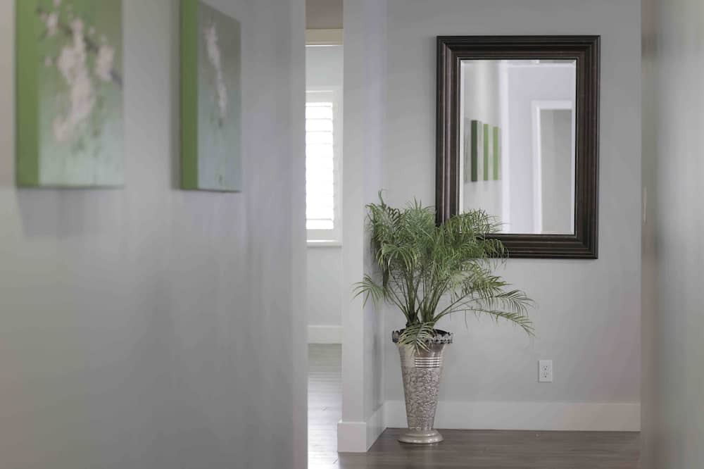 Photo of Bedroom in Wilshire