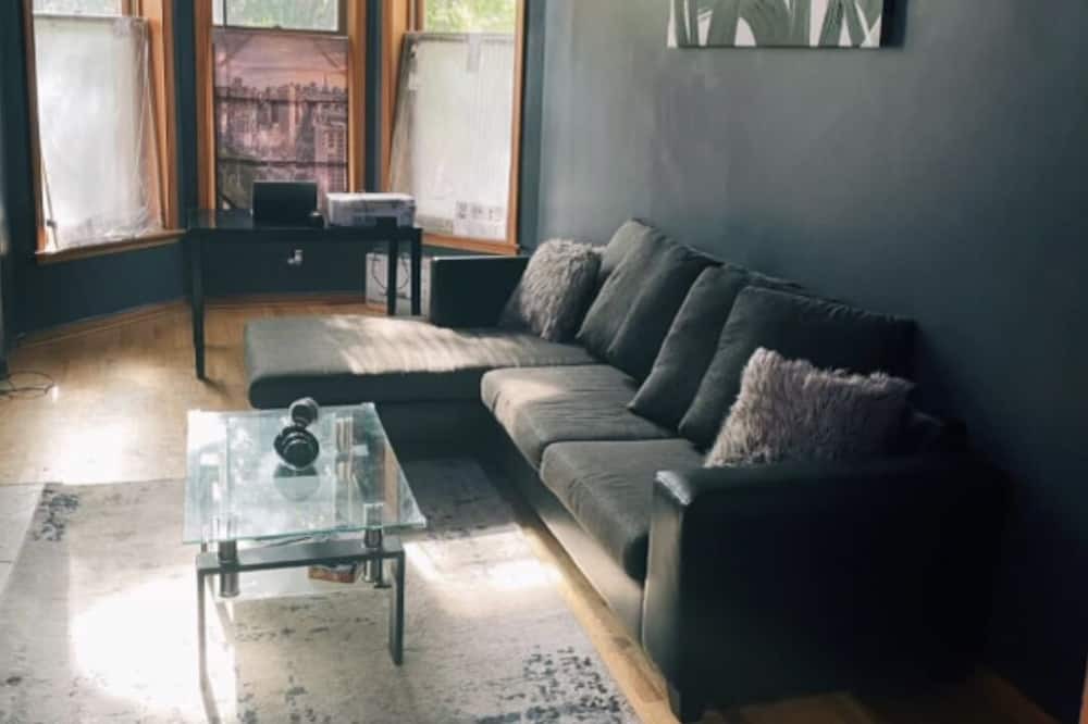 Photo of Livingroom in The Gap