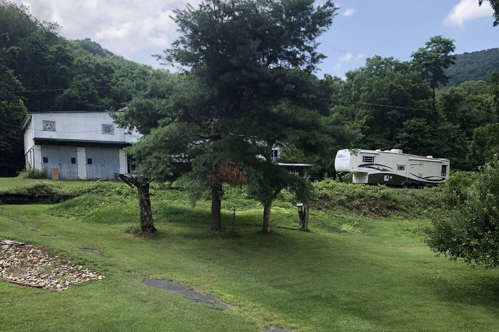 Photo of Others in Hyner