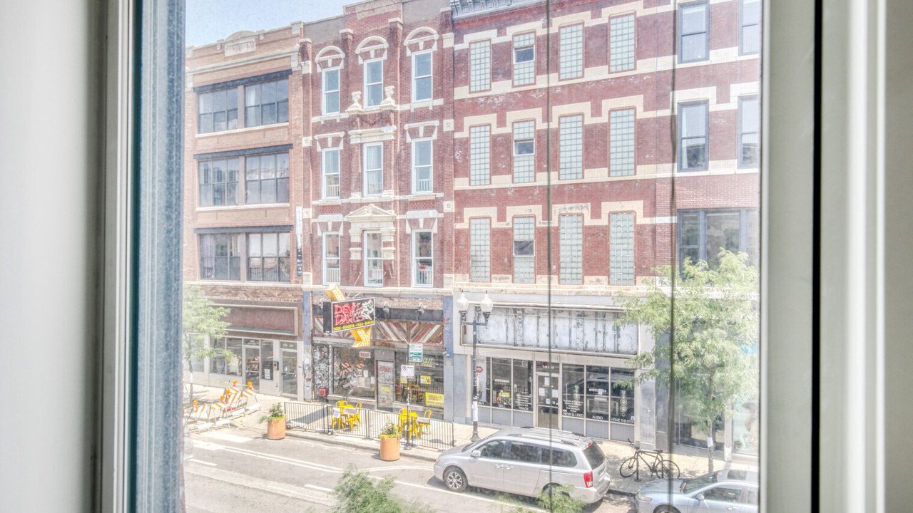 Photo of Others in Wicker Park
