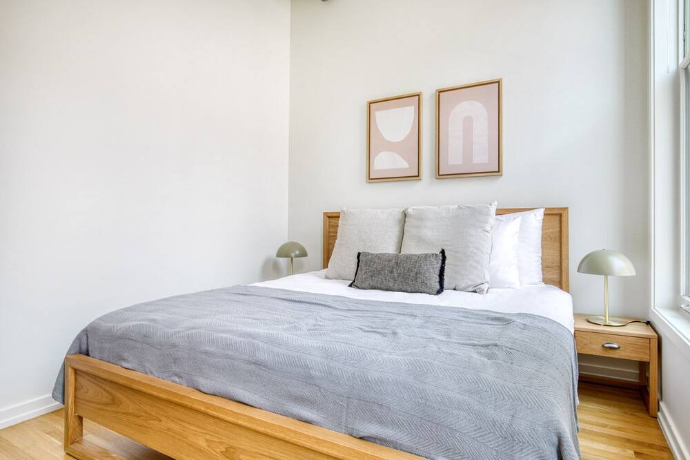 Photo of Bedroom in Wicker Park
