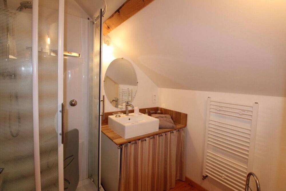Photo of Bathroom in Mars