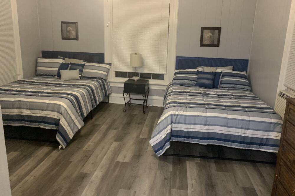 Photo of Bedroom in Canton