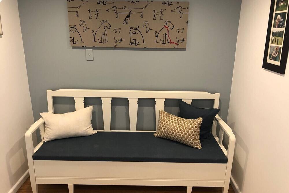 Photo of Livingroom in Avalon Beach