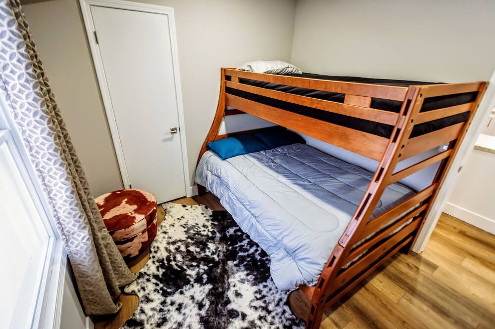 Photo of Bedroom in Kentwood