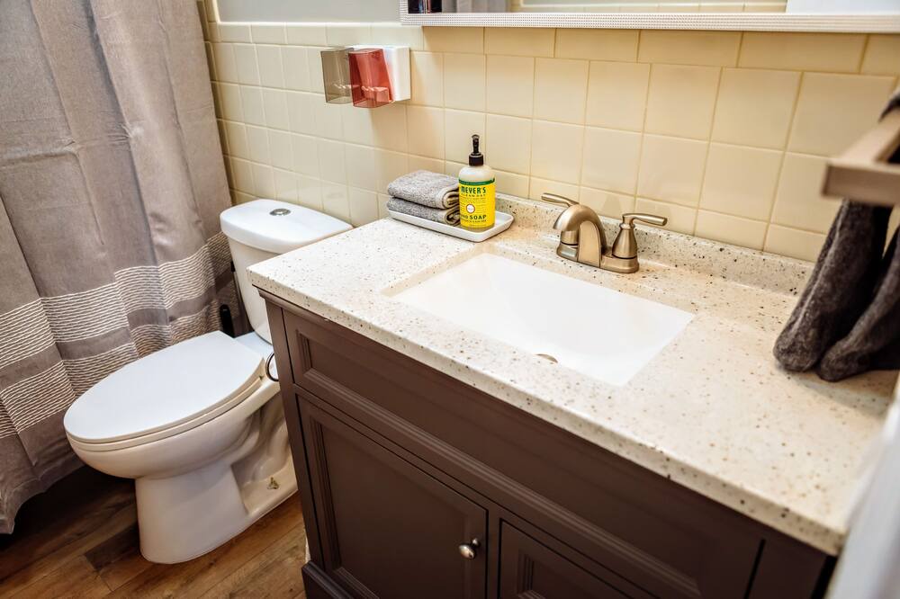 Photo of Bedroom in Kentwood