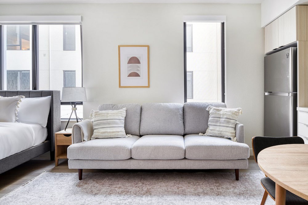 Photo of Bedroom in Downtown Berkeley