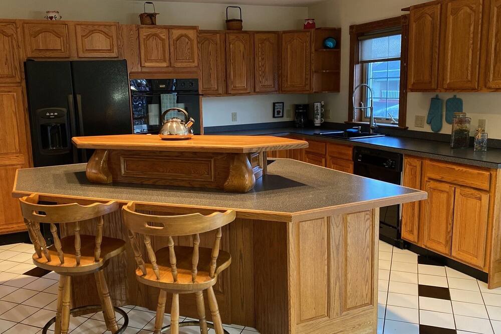 Photo of Kitchen in Hummels Wharf