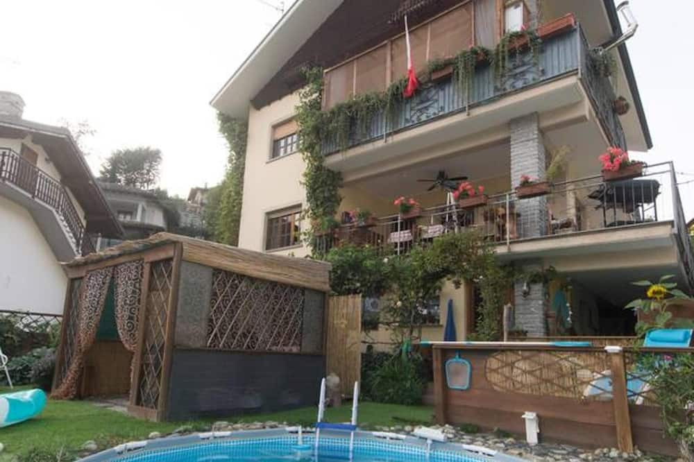 Photo of Outdoor in Villa-Nabian