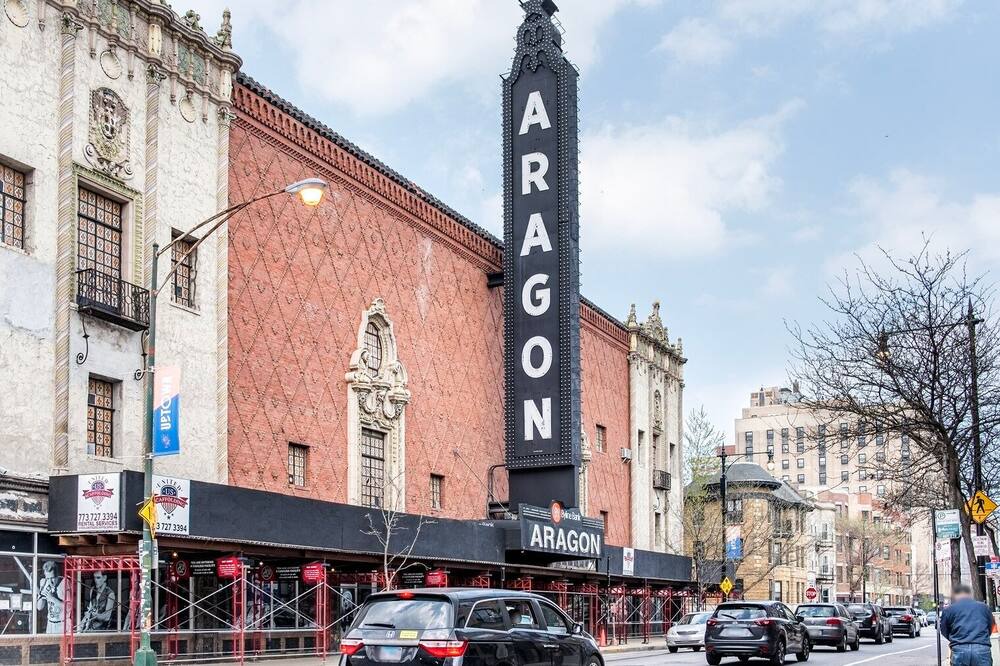 Photo of Outdoor in Uptown