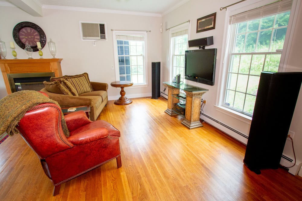 Photo of Livingroom in Woodstock