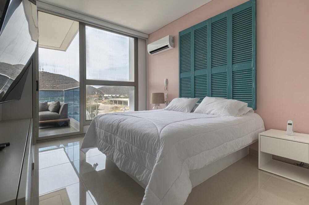 Photo of Bedroom in Urb Plenomar