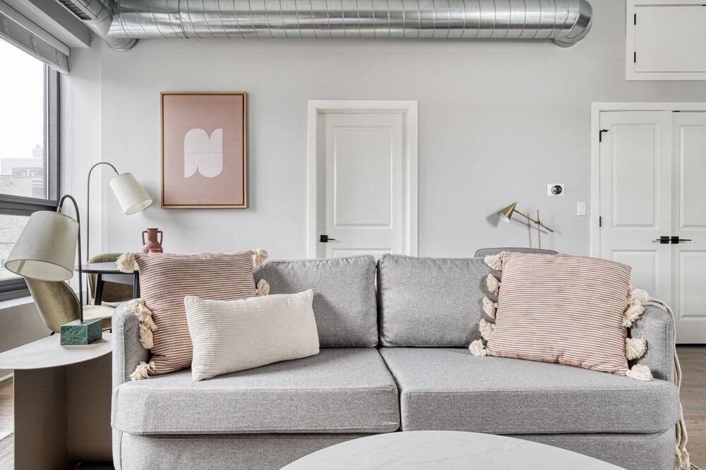 Photo of Livingroom in West Town