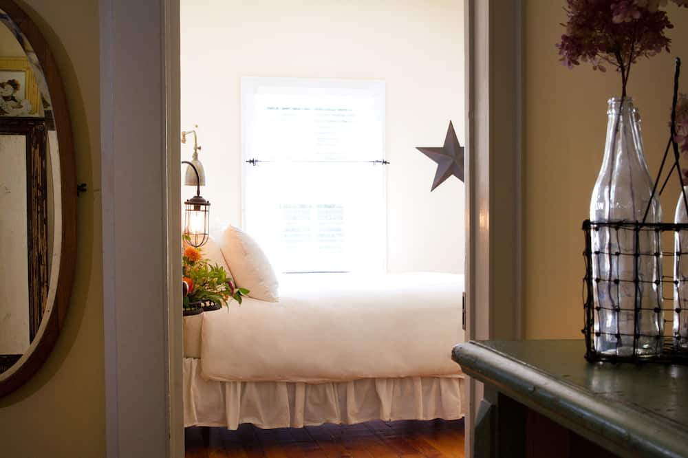 Photo of Bedroom in North Branch