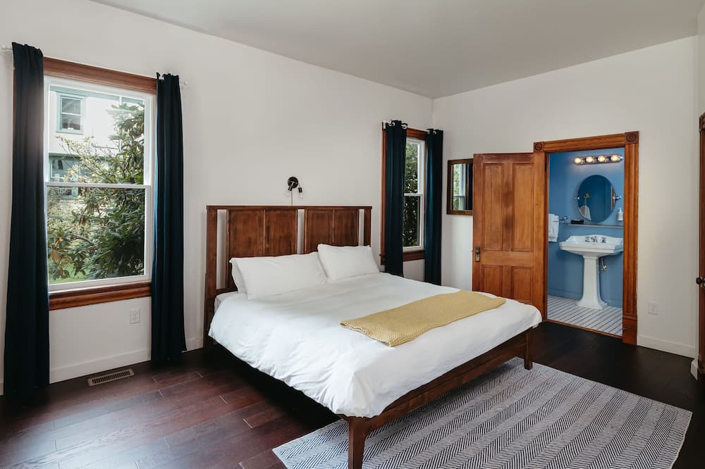 Photo of Bedroom in North Branch