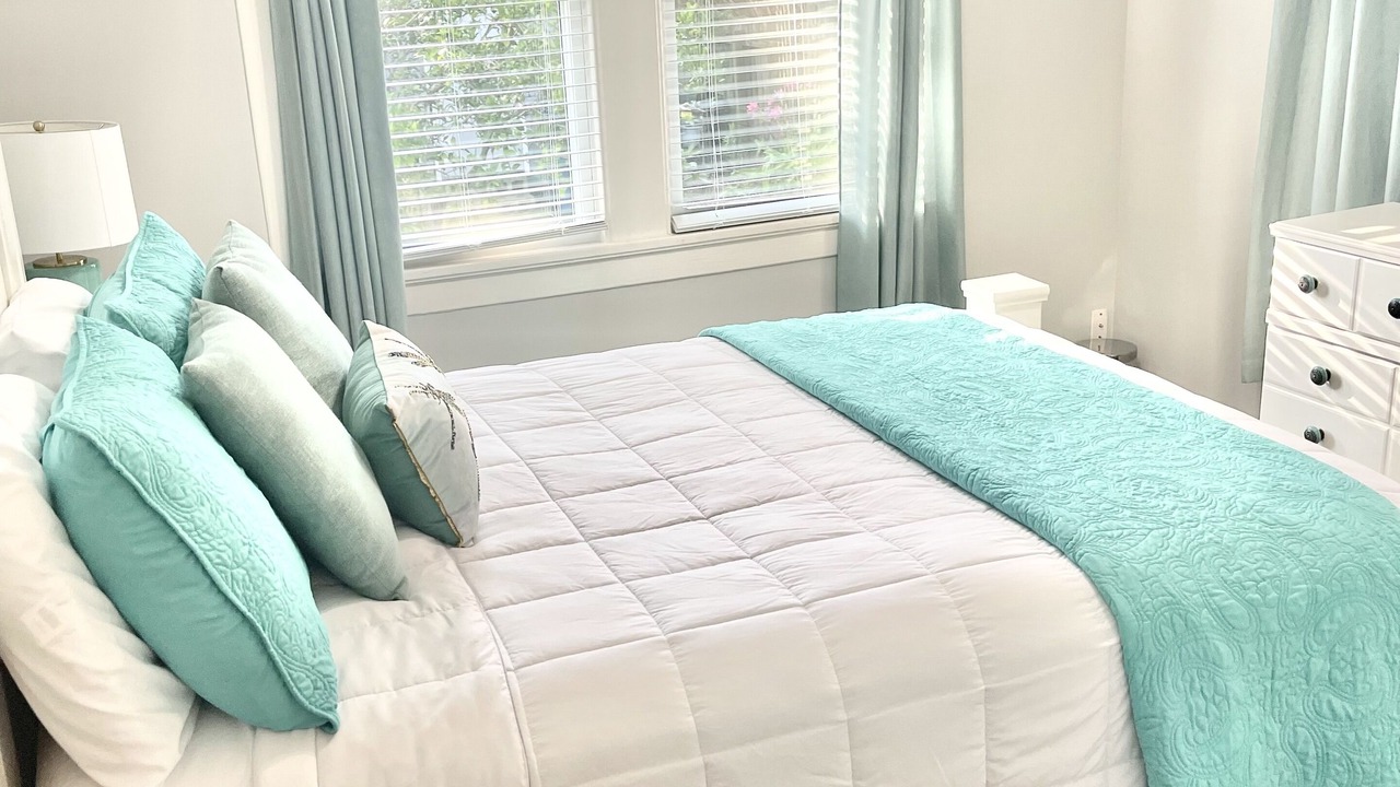 Photo of Bedroom in Broadmoor