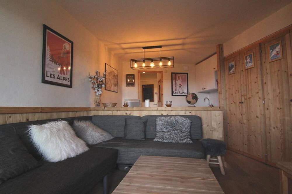 Photo of Livingroom in Jeux