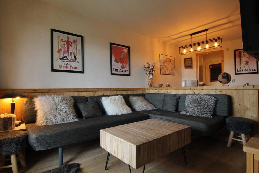 Photo of Livingroom in Jeux