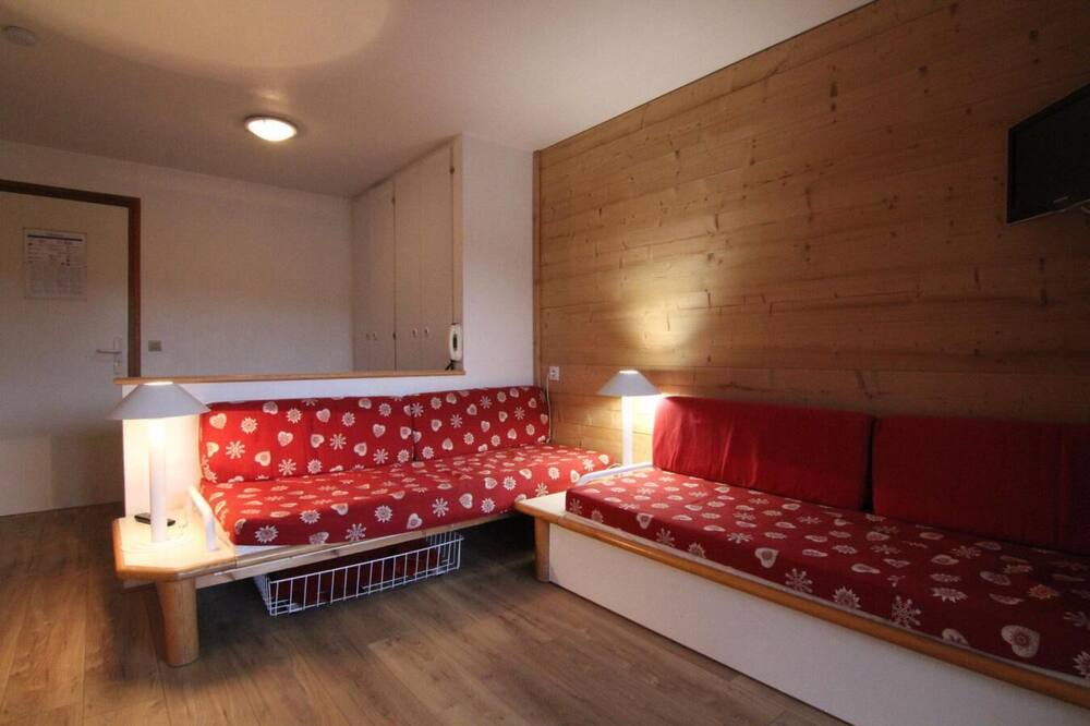 Photo of Livingroom in Jeux