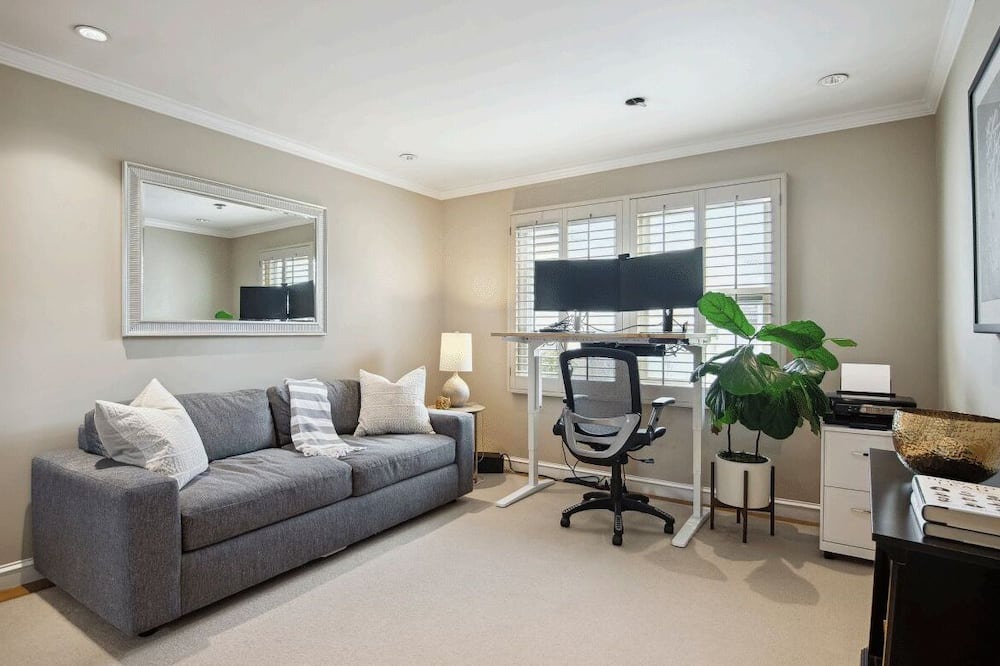 Photo of Livingroom in Cow Hollow
