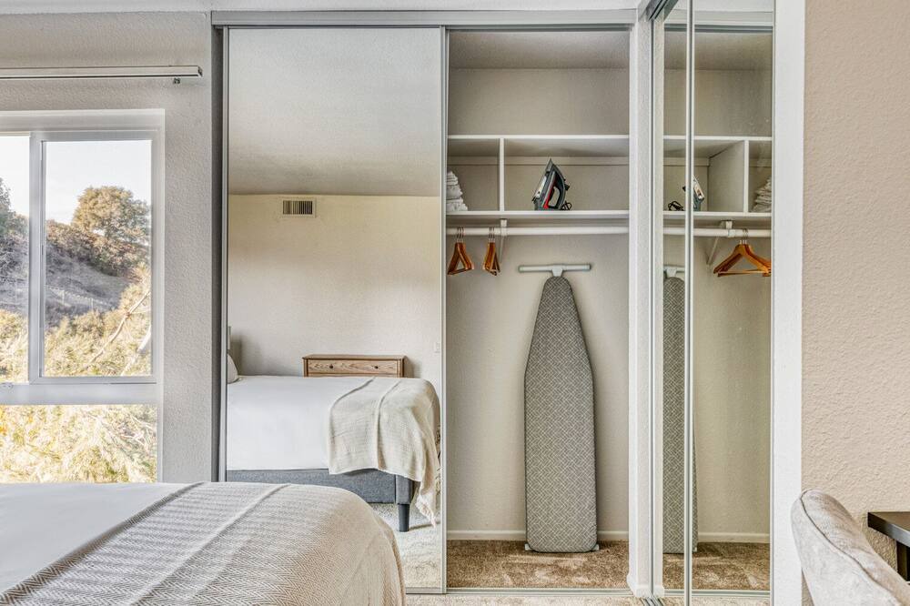 Photo of Bedroom in Los Angeles