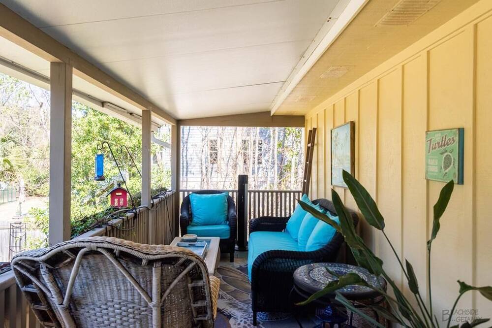 Photo of Outdoor in Folly Field