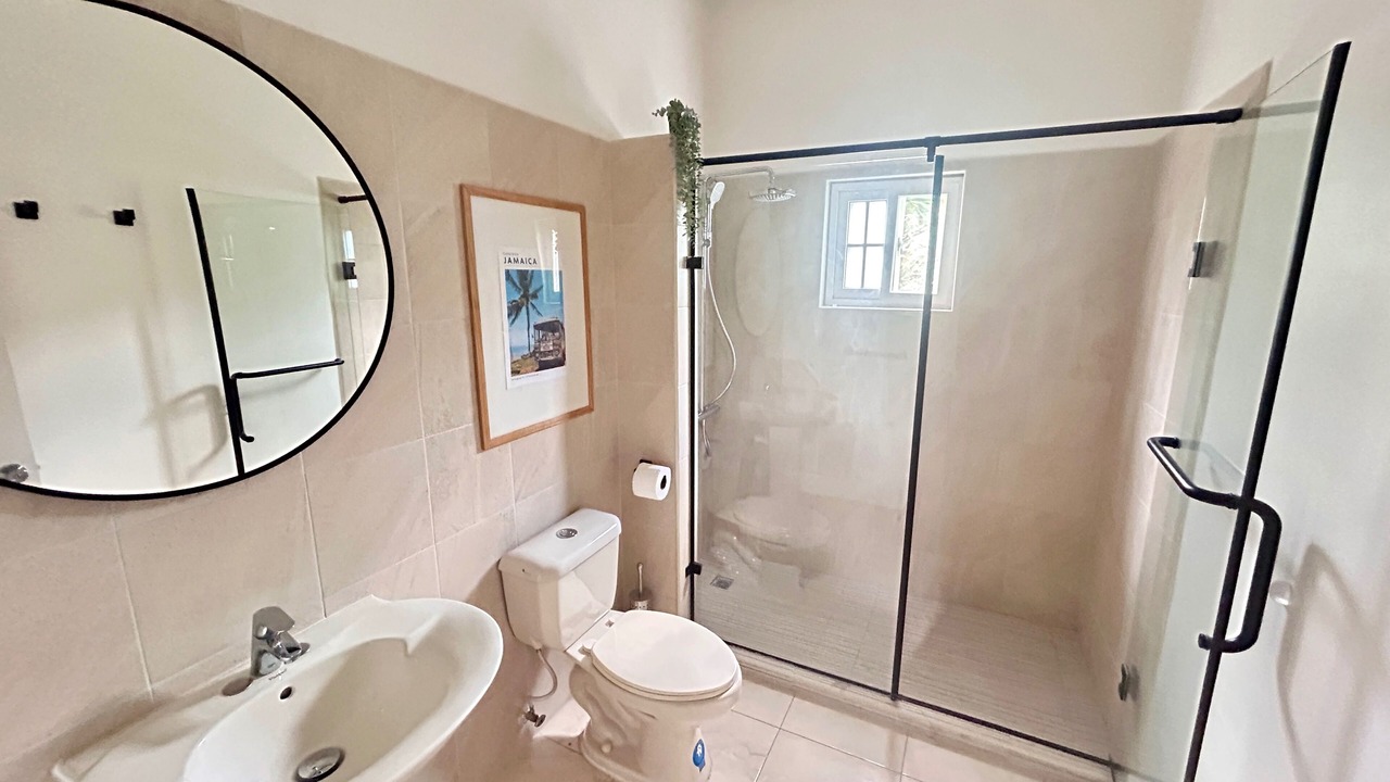 Photo of Bathroom in Runaway Bay