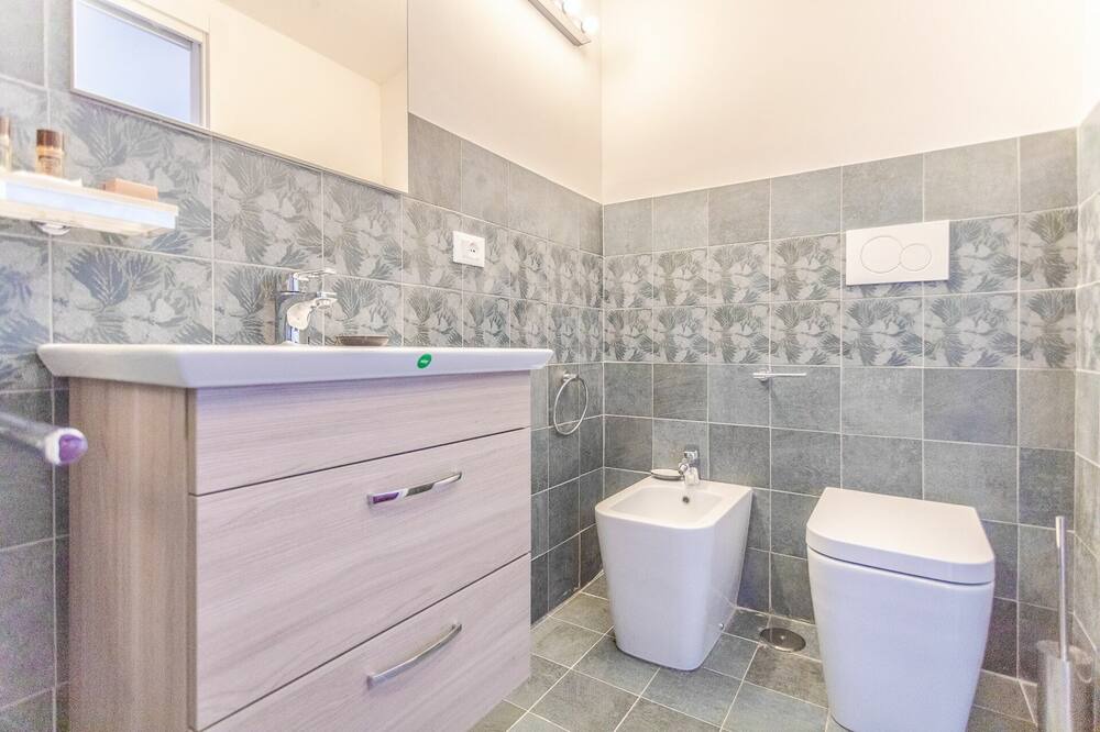 Photo of Bathroom in Santa Lucia