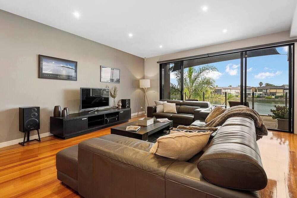 Photo of Bedroom in Patterson Lakes