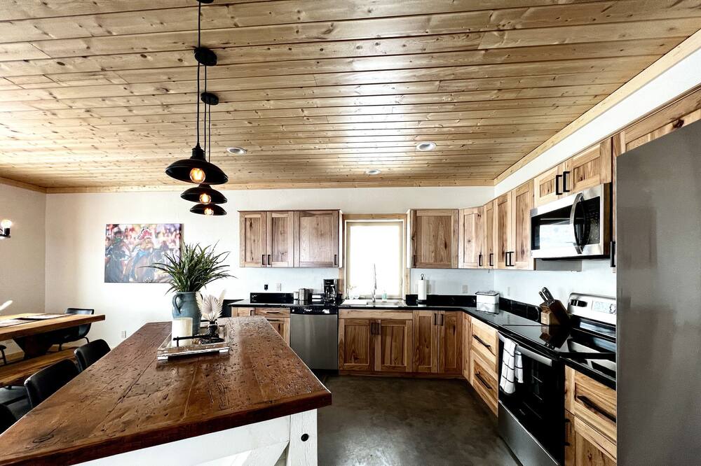 Photo of Kitchen in Story