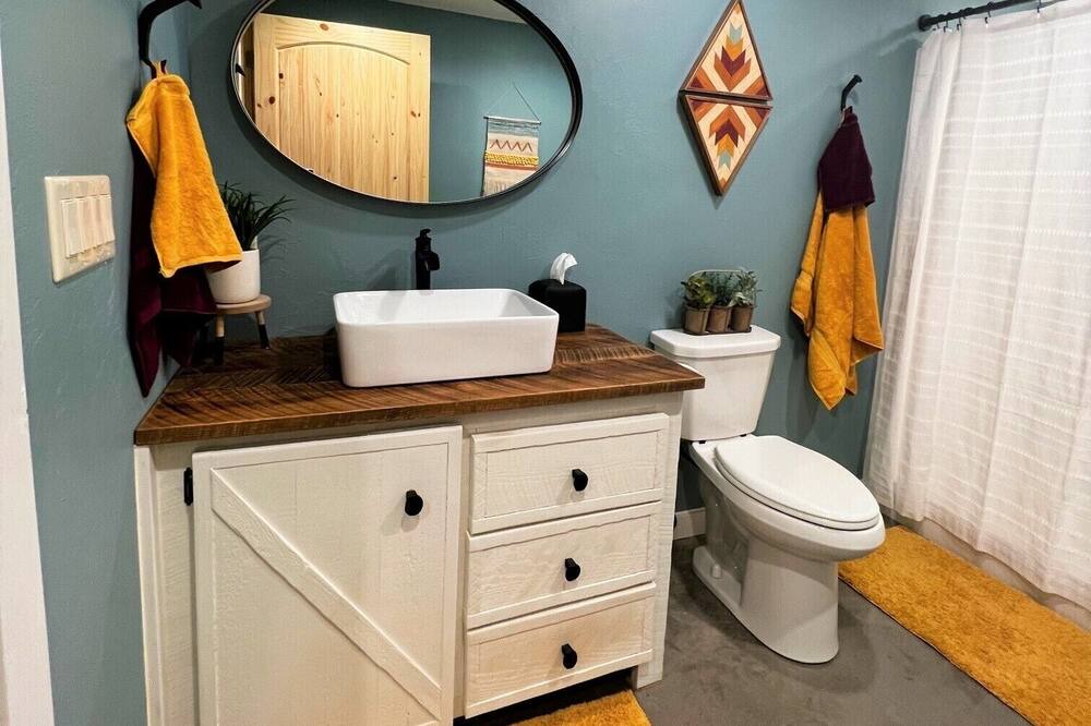 Photo of Bathroom in Story