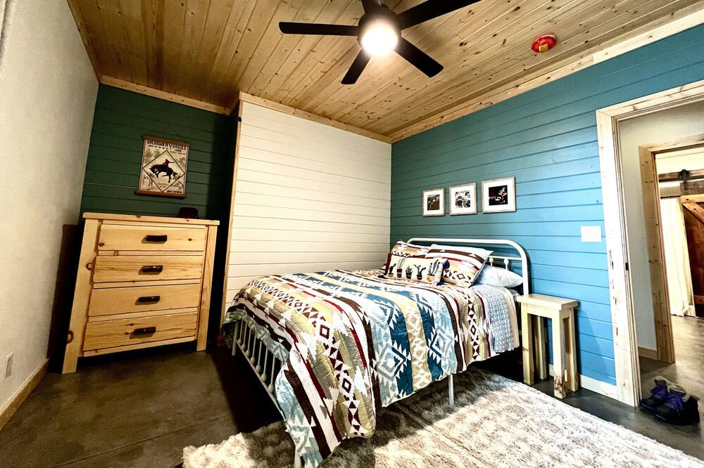 Photo of Bedroom in Story