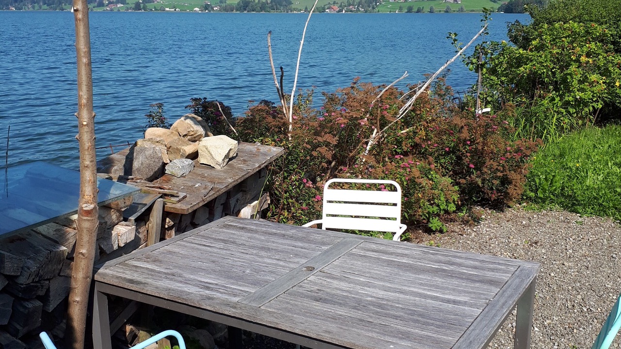 Photo of Outdoor in Gross