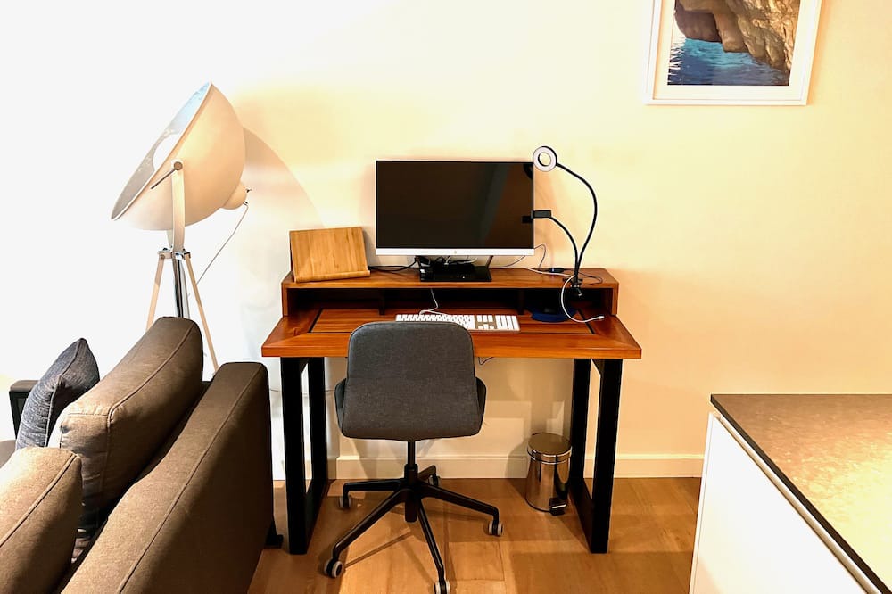 Photo of Bedroom in Crows Nest